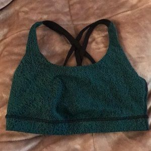 Lululemon bra size 6